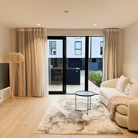 Black-Luxe Living In The Heart Of City Apartamento Christchurch Exterior foto