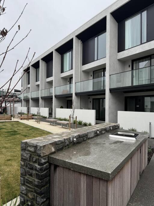 Black-Luxe Living In The Heart Of City Apartamento Christchurch Exterior foto