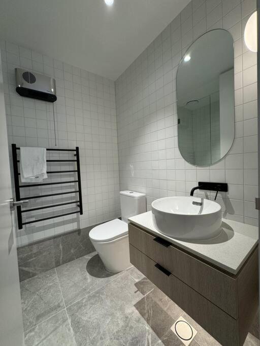 Black-Luxe Living In The Heart Of City Apartamento Christchurch Exterior foto